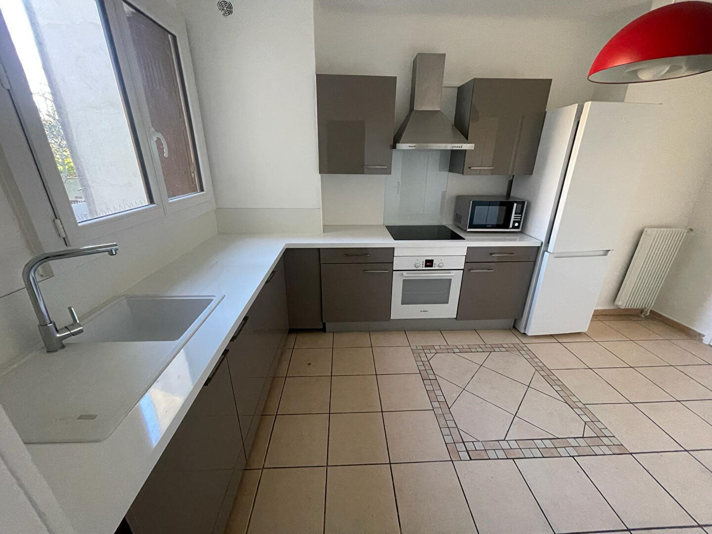 Appartement Aix En Provence 3 pi\u00e8ce(s) 91 m2