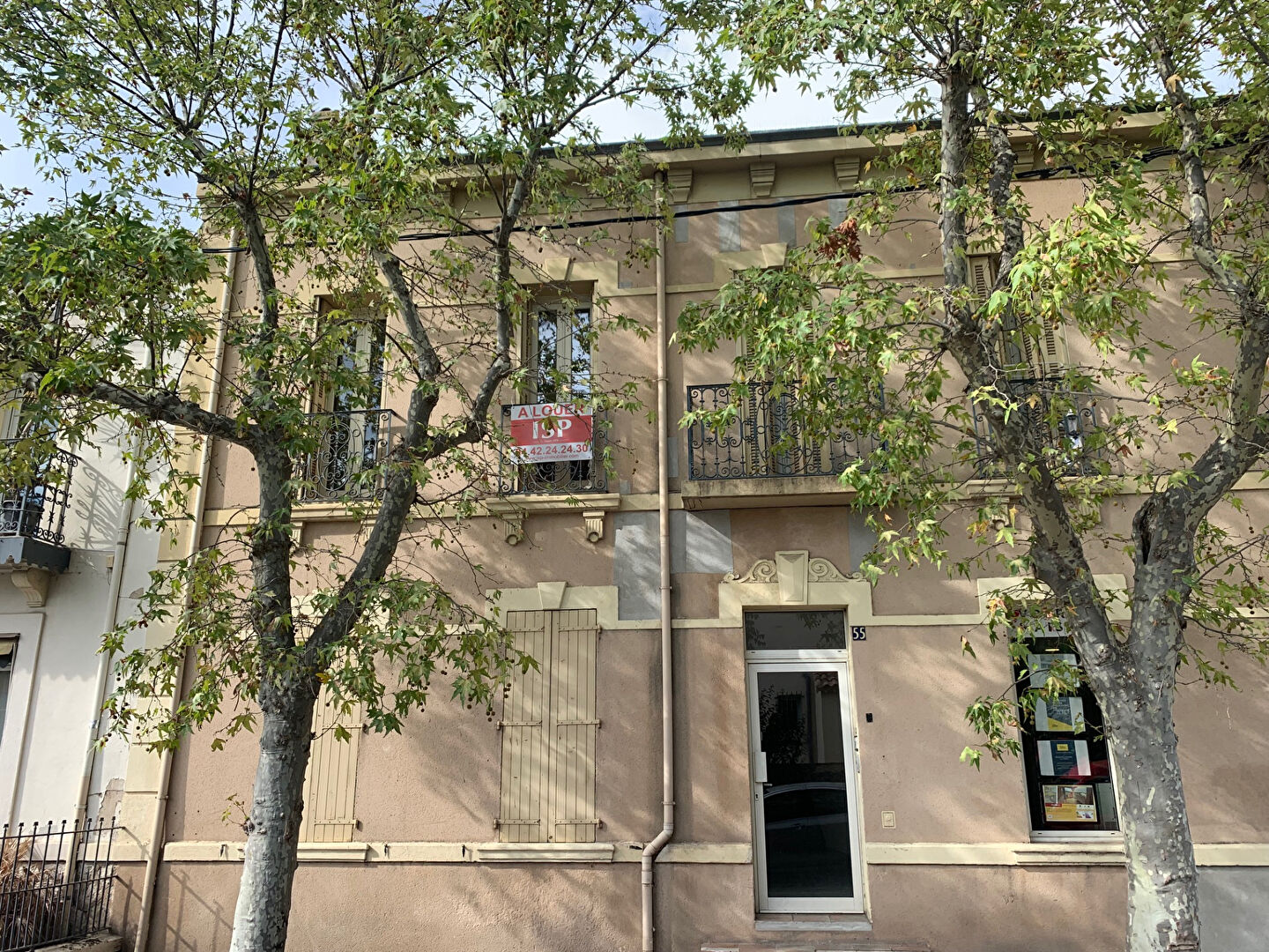 T2 - 37M\u00b2 LES MILLES VILLAGE