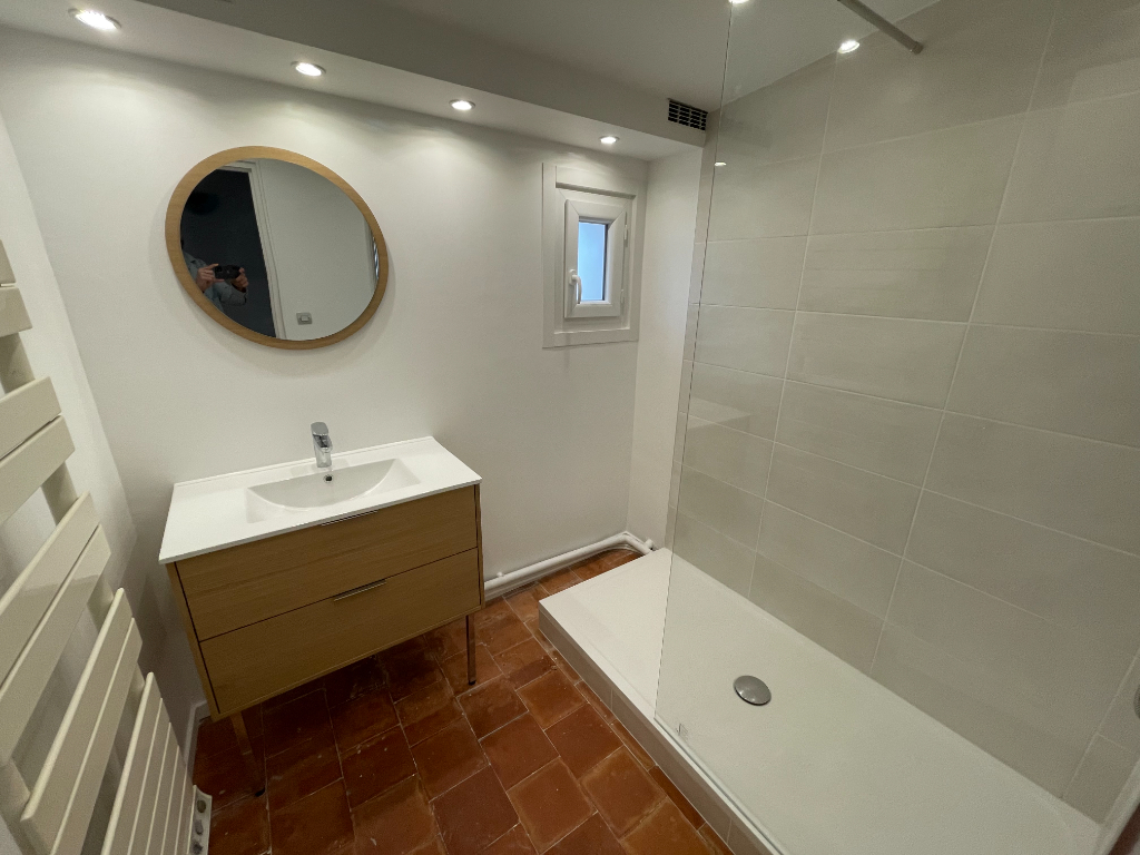APPARTEMENT AIX EN PROVENCE - 3 pi\u00e8ce(s) - 65 m2